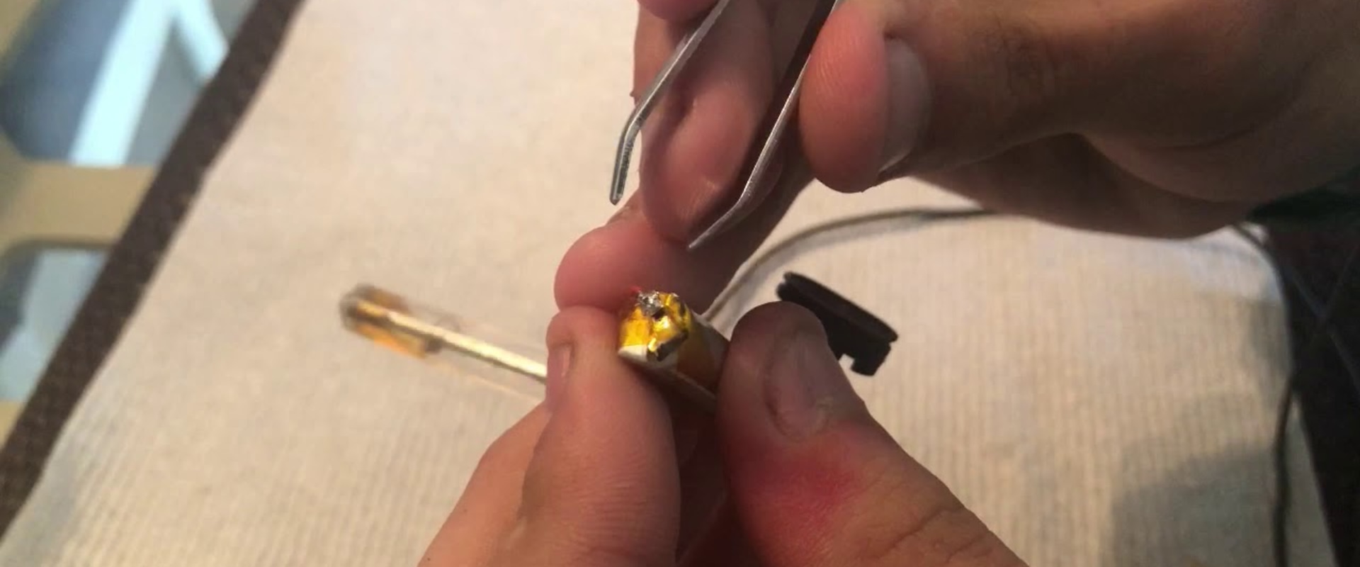 How do you make a disposable vape work after it dies?